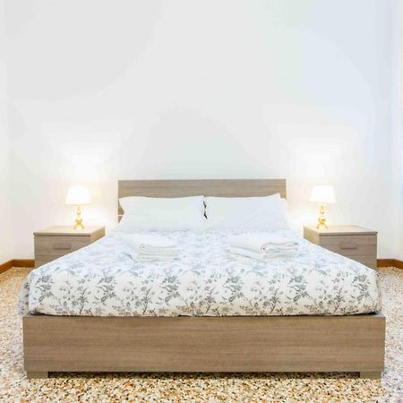 Ca Cicogna Air Conditioning And Fast Wifi, Central Location Apartment Venedik Dış mekan fotoğraf